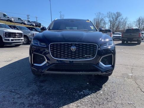 Used 2021 Jaguar F-PACE R-Dynamic S image 3