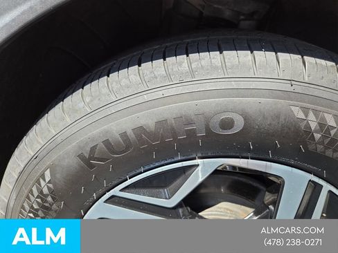Used 2025 Kia Sportage LX FWD image 16