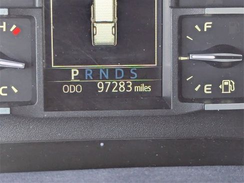 Used 2021 Toyota Tundra Limited w/ Limited Premium Package image 35