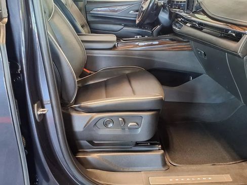 Used 2023 Cadillac Escalade ESV Premium Luxury w/ LPO, Radiant Package AWD/4WD image 13