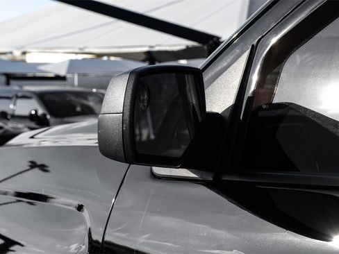 Used 2018 Chevrolet Silverado 1500 Custom w/ Custom Value Package image 37