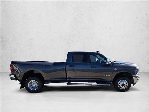 New 2025 RAM 3500 Laramie image 4
