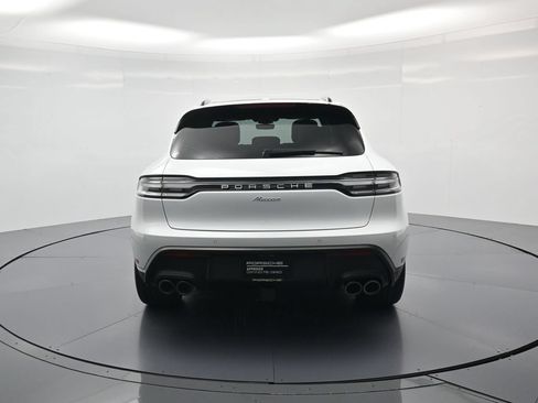 Certified 2026 Porsche Macan AWD/4WD image 38