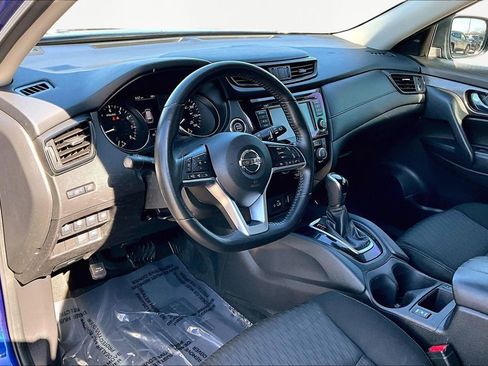 Used 2019 Nissan Rogue SV image 14