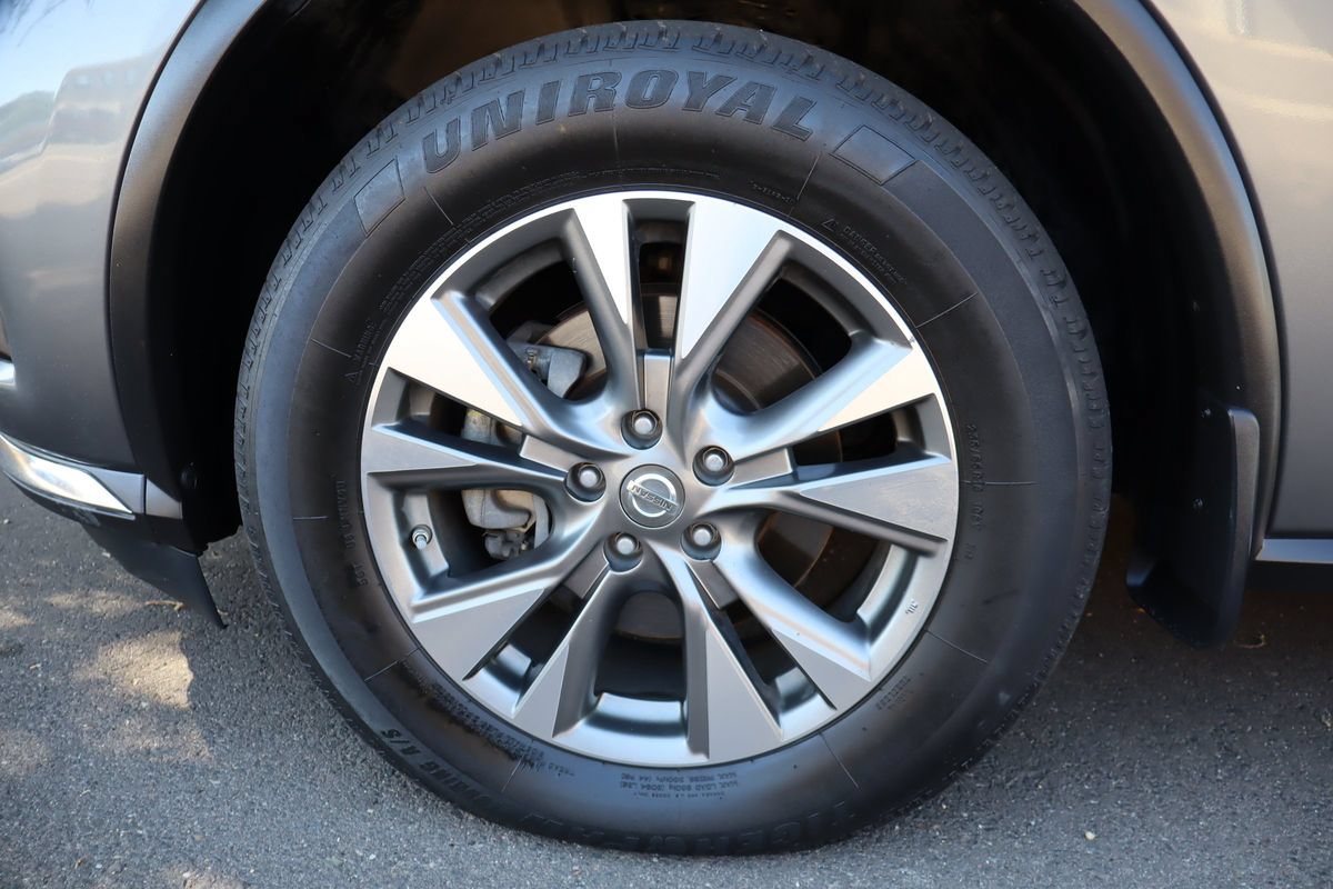 Used 2016 Nissan Murano SV AWD/4WD image 41