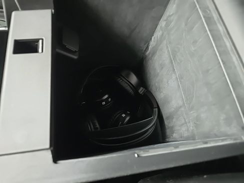 Used 2022 Ford Explorer ST-Line image 64