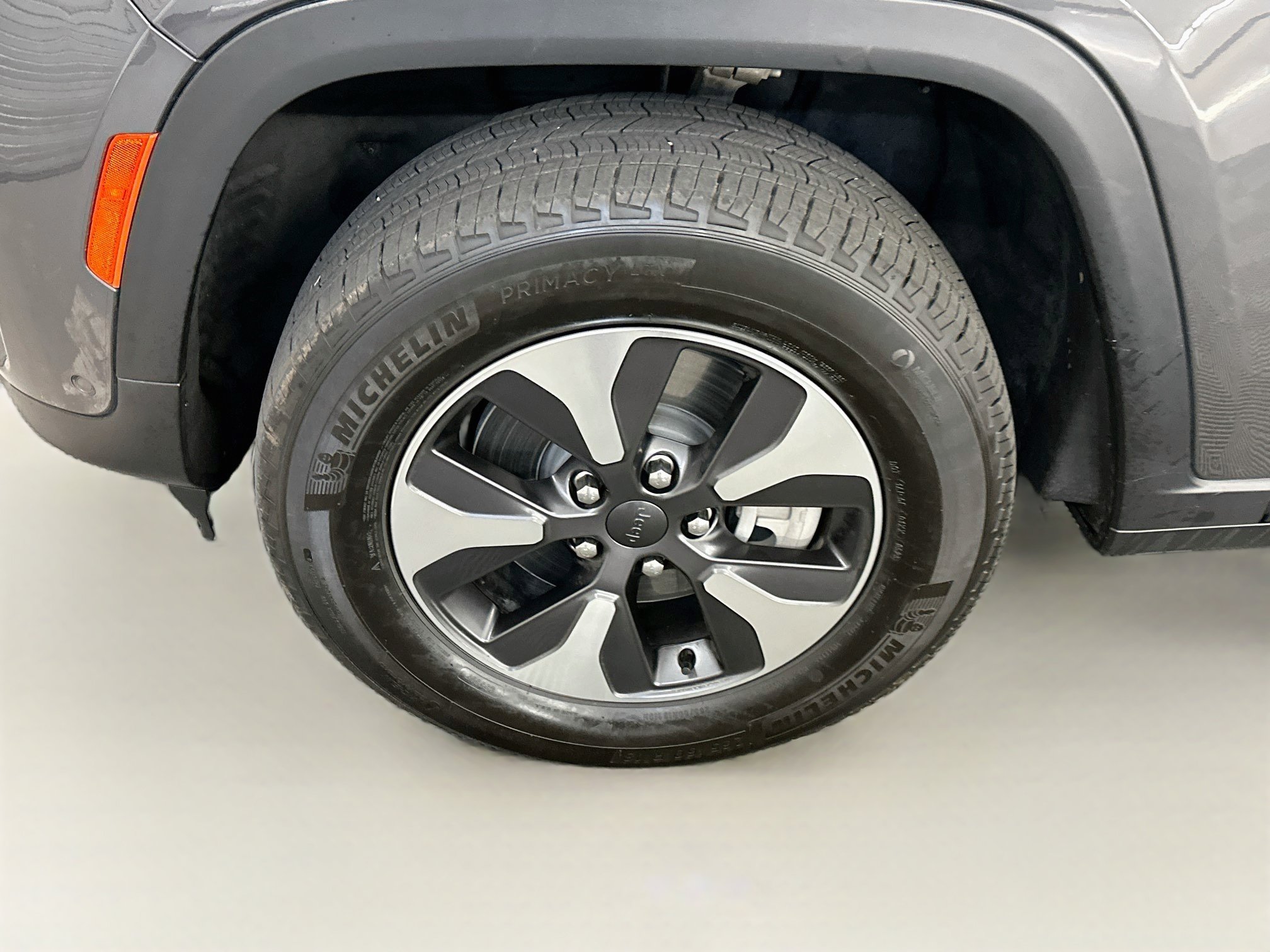 Used 2023 Jeep Grand Cherokee 4WD 4xe w/ Luxury Tech Group II image 11