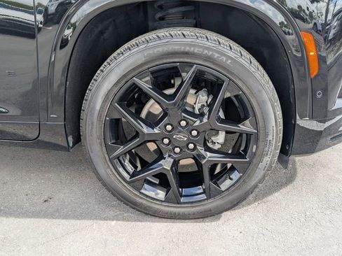 Certified 2024 Chevrolet Traverse RS image 14