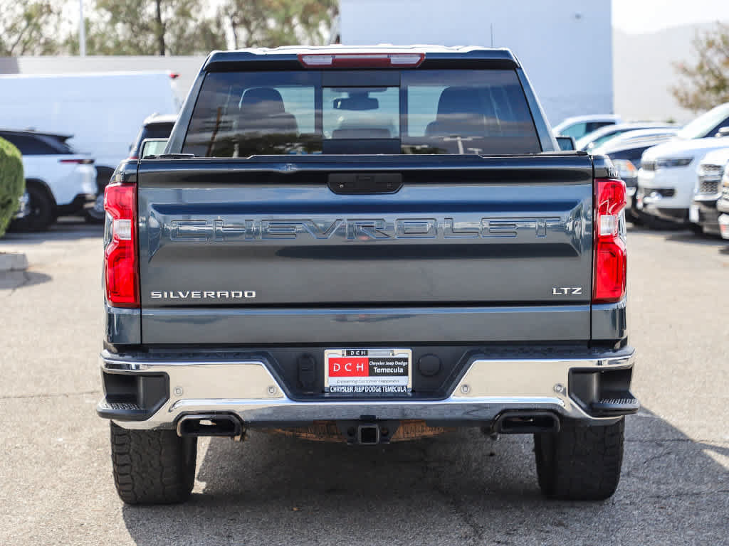 Used 2020 Chevrolet Silverado 1500 LTZ w/ LTZ Premium Package AWD/4WD image 47