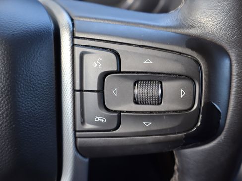 Used 2021 GMC Yukon Denali w/ Denali Premium Package image 24