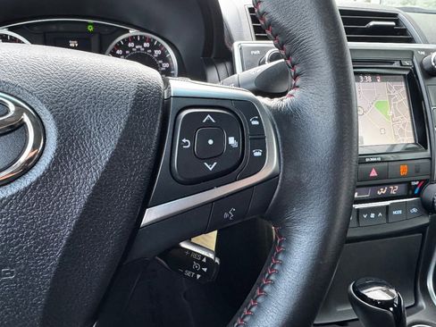 Used 2016 Toyota Camry XSE image 24