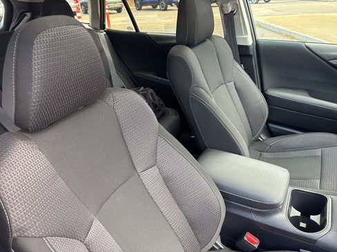 Used 2024 Subaru Outback Premium image 20