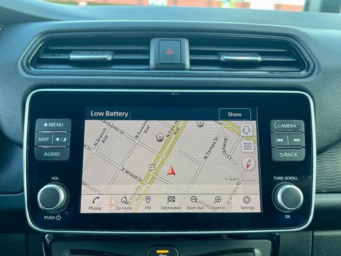 Used 2022 Nissan Leaf SV w/ SV Technology Package image 15