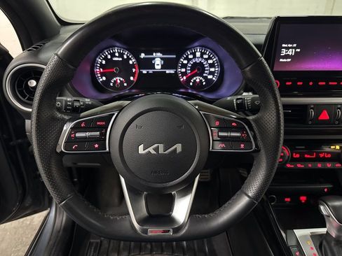 Used 2023 Kia Forte GT-Line w/ GT-Line Premium Package FWD image 15