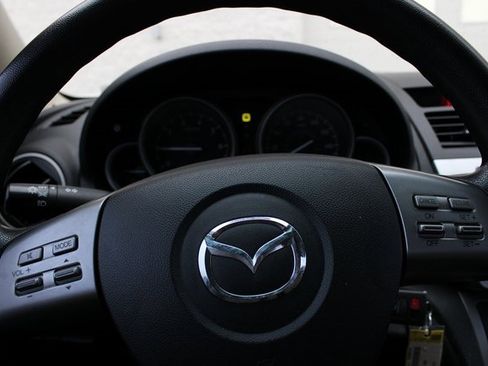 Used 2010 MAZDA MAZDA6 i Sport image 16