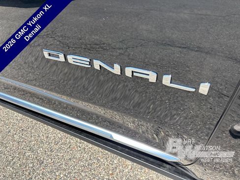 New 2026 GMC Yukon XL Denali w/ Denali Reserve Package AWD/4WD image 9