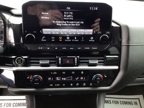 Used 2022 Nissan Pathfinder SL image 20