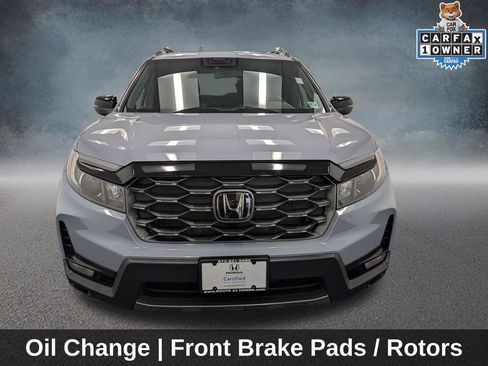 Certified 2024 Honda Passport TrailSport image 2
