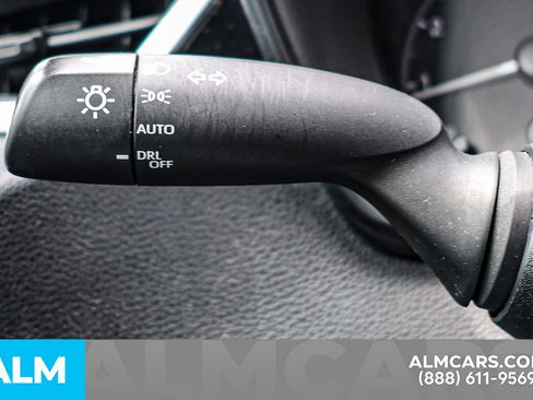 Used 2023 Toyota Corolla LE image 29