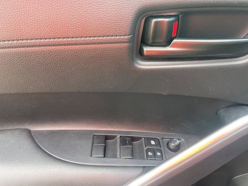 Used 2023 Toyota Corolla Cross S image 18