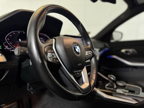 Used 2020 BMW 330i xDrive Sedan w/ Convenience Package image 16