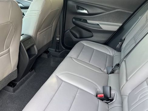 New 2026 Buick Envista Avenir image 13