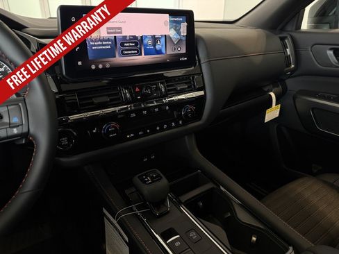 New 2026 Nissan Pathfinder Rock Creek AWD/4WD image 37