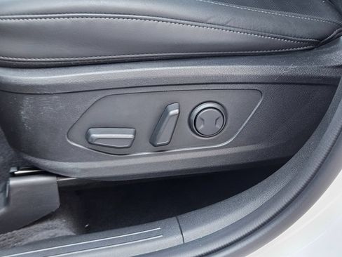 Used 2025 Kia Sorento S FWD image 20