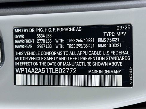 New 2026 Porsche Macan image 34