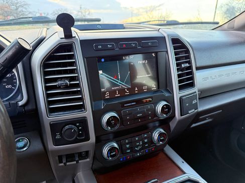 Used 2019 Ford F250 King Ranch w/ King Ranch Ultimate Package image 12