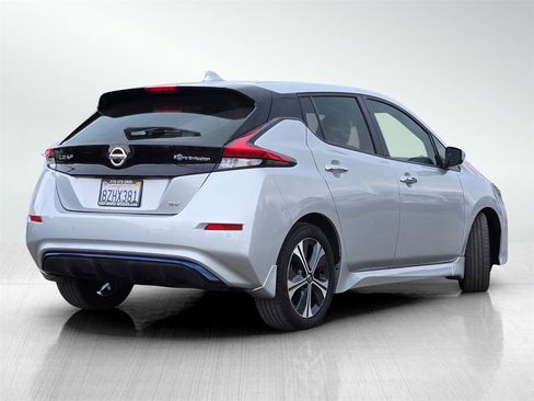 Used 2022 Nissan Leaf SV image 4