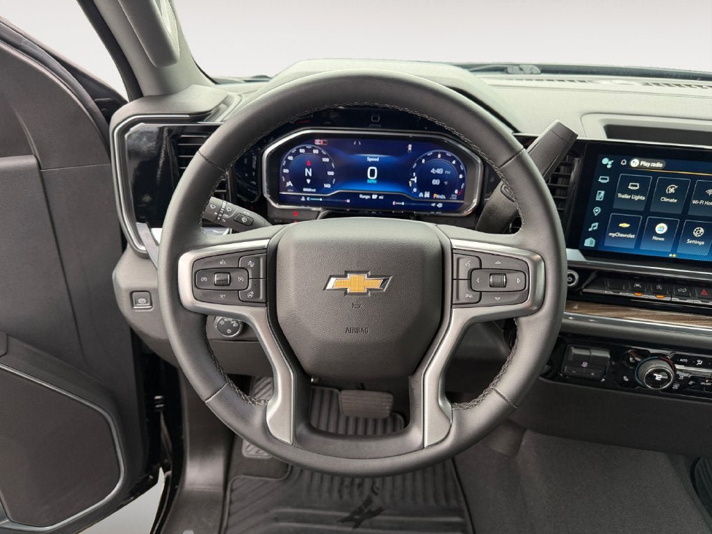 Used 2024 Chevrolet Silverado 1500 LT w/ Z71 Off-Road Package AWD/4WD image 14