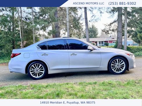 Used 2019 INFINITI Q50 Luxe w/ Essential Package (3.0T Luxe) image 6