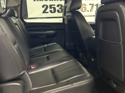 Used 2012 GMC Sierra 2500 SLE w/ SLE Preferred Package AWD/4WD image 12