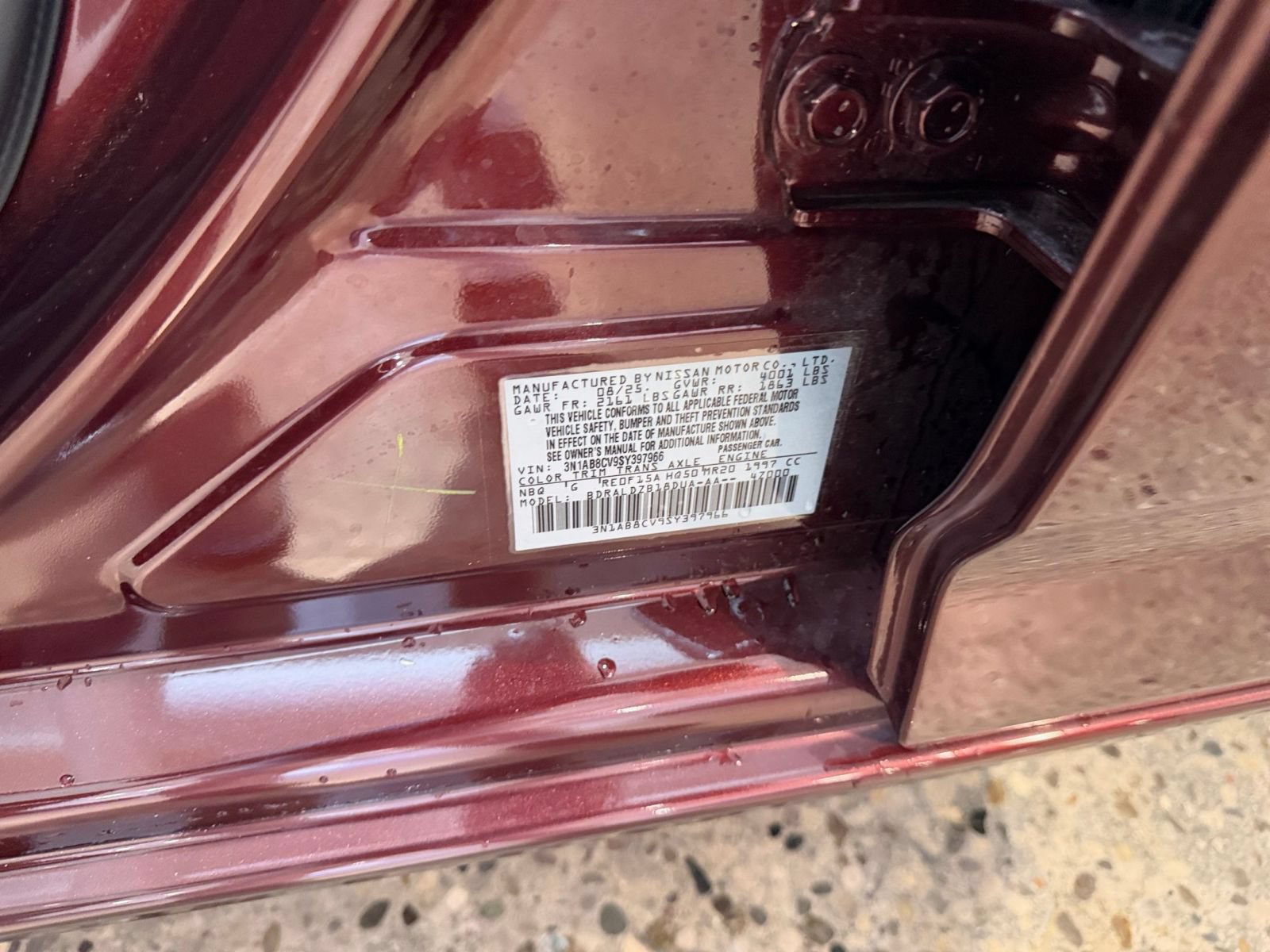 Used 2025 Nissan Sentra SV FWD image 27