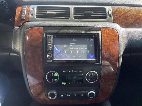 Used 2007 Chevrolet Tahoe LTZ w/ LTZ Preferred Equipment Group image 30