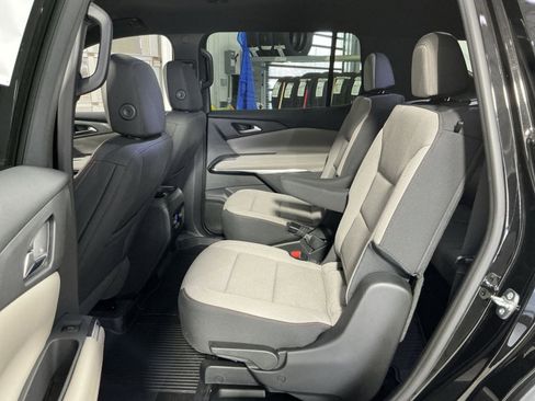 New 2026 Chevrolet Traverse LT w/ LPO, Floor Liner Package image 31