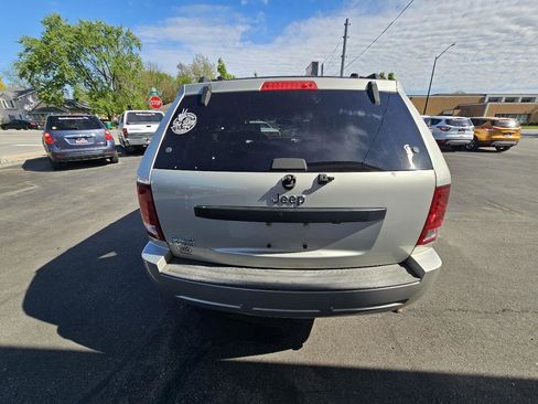 Used 2008 Jeep Grand Cherokee Laredo AWD/4WD image 9