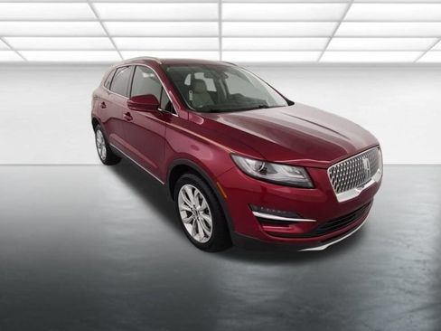 Used 2019 Lincoln MKC Select w/ Select Plus Package AWD/4WD image 9
