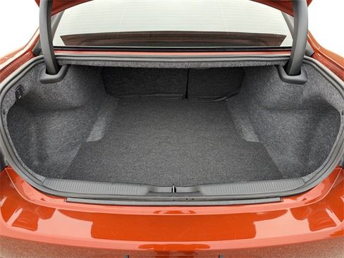 Used 2023 Dodge Charger SXT w/ Blacktop Package image 65