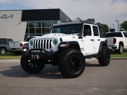 Used 2020 Jeep Wrangler Unlimited Sport AWD/4WD image 1