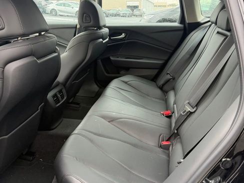 Used 2023 Acura TLX image 12