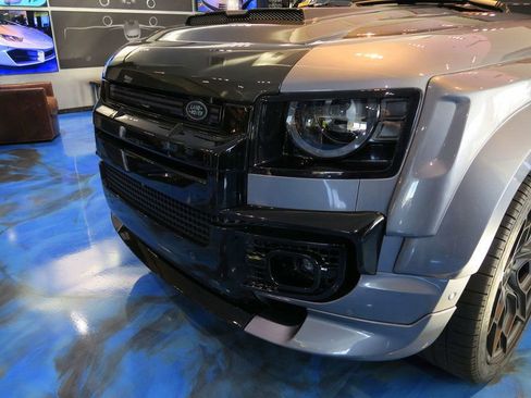 Used 2024 Land Rover Defender 110 X-Dynamic SE image 54