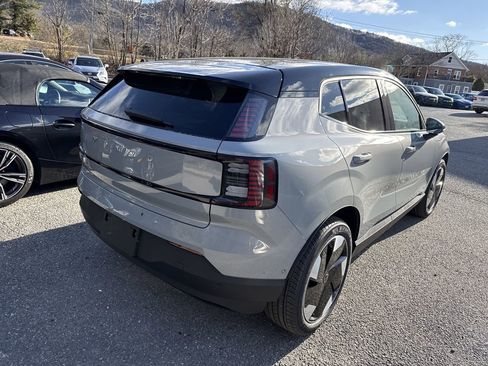 New 2026 Volvo EX30 Ultra image 4