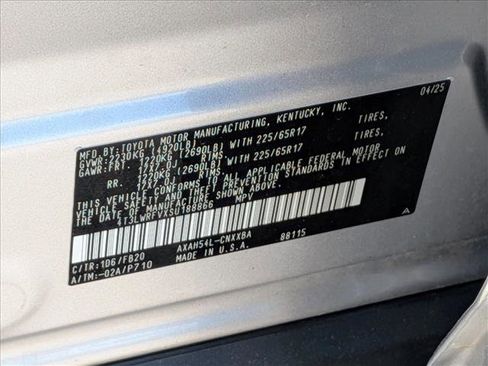 Used 2025 Toyota RAV4 LE AWD/4WD image 26