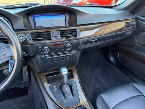 Used 2012 BMW 328i Convertible RWD image 42