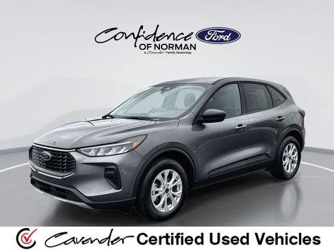 Used 2025 Ford Escape Active FWD image 1