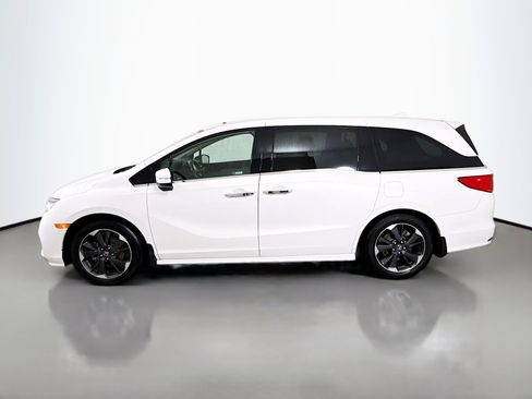 Used 2024 Honda Odyssey Elite image 4