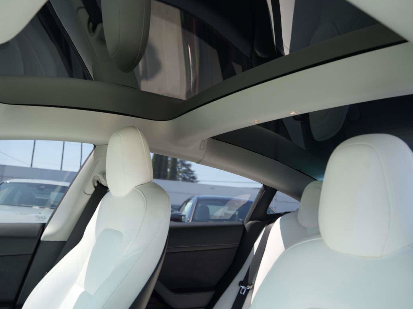 Used 2021 Tesla Model 3 Long Range AWD/4WD image 11