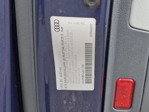 Used 2018 Audi A4 2.0T Premium Plus AWD/4WD image 28